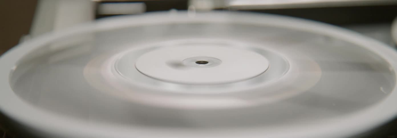 Record spins around rapidly