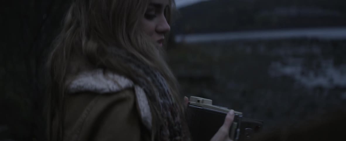 A person taking pictures