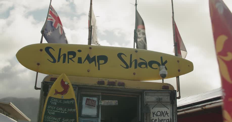 A shrimp shack near the mountains