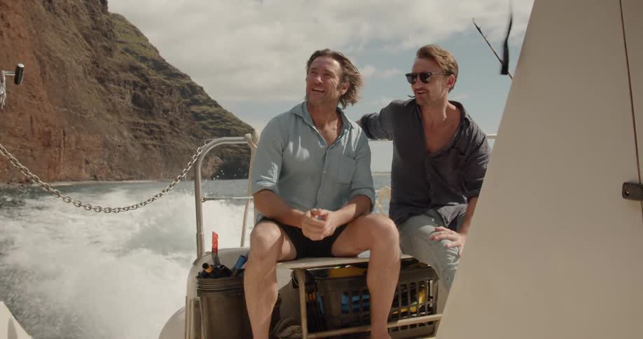 Friends Traveling In Hawaii