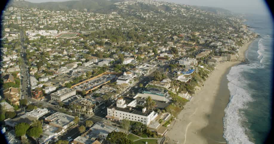 The ocean tide flows towards the shore