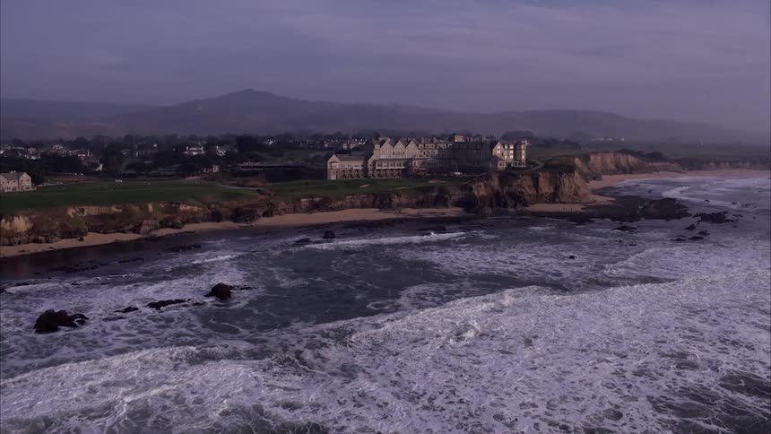 Ocean waves rolling to shore