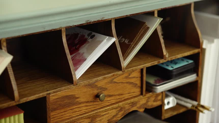 The desk has many compartments