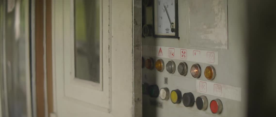The door to the train shakes as it moves