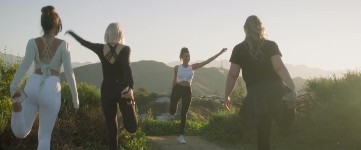 Fitness Group In Los Angeles Hill Country