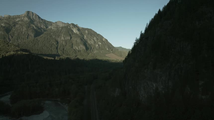 Mountains stand tall in the wilderness
