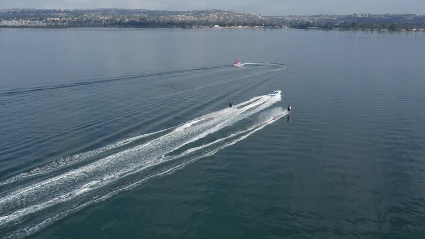 People are waterskiing