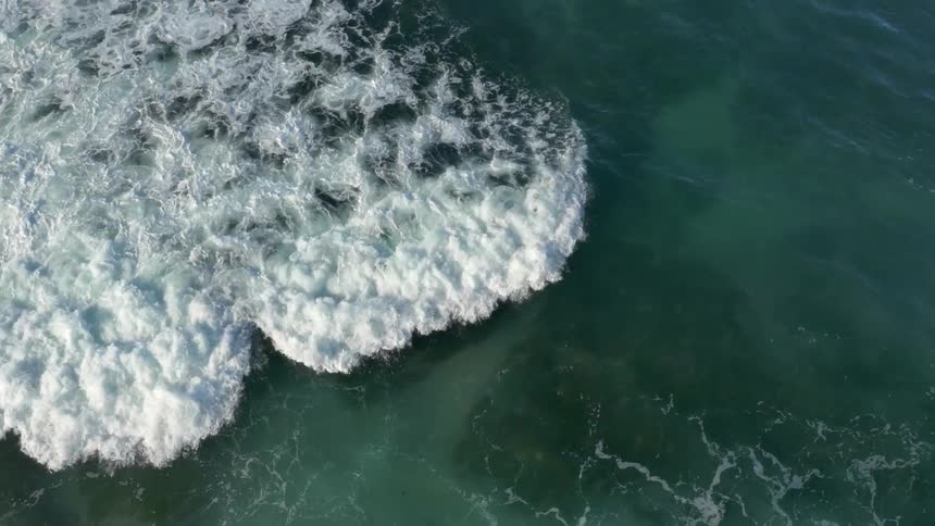 Wave rolling on the ocean