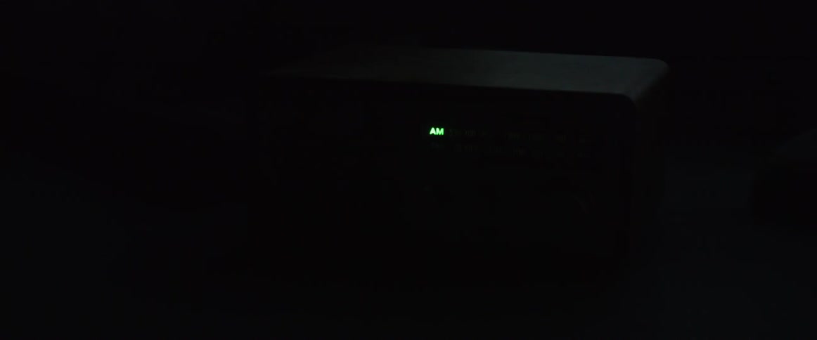 Old radio with light showing am