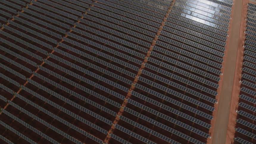 A huge array of thousands of solar panels