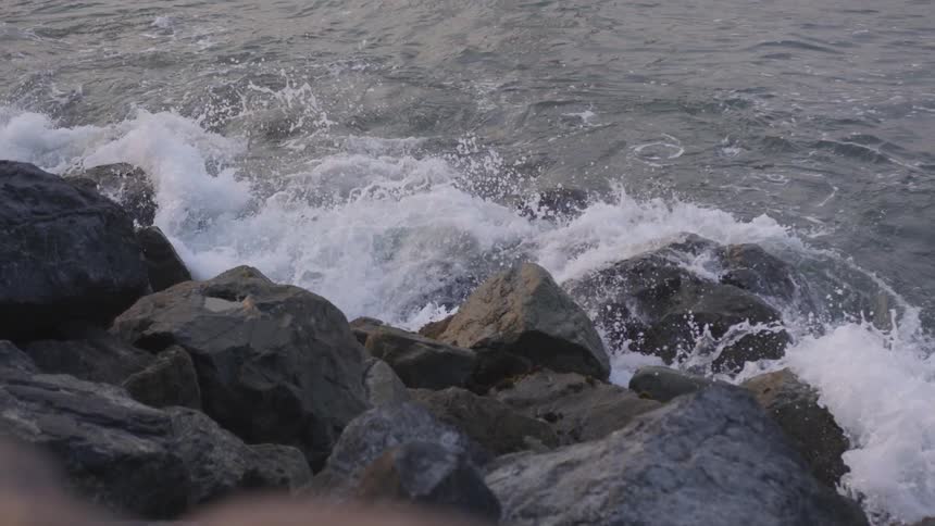 Ocean waves crashing on the rocks