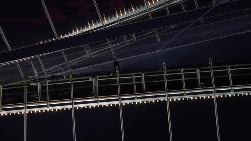 Lights and lighting fixtures on a ceiling