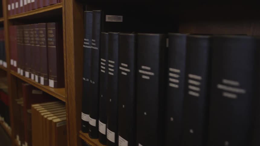 The library has many books on the shelf