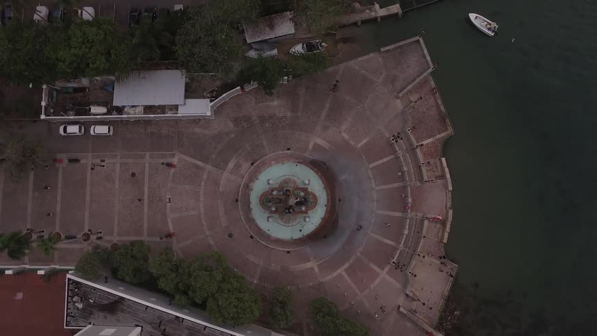 Aerial view of a fountain