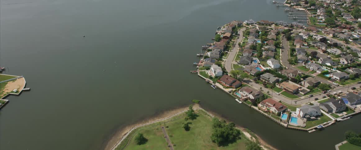 The neighborhood is on islands near the coast