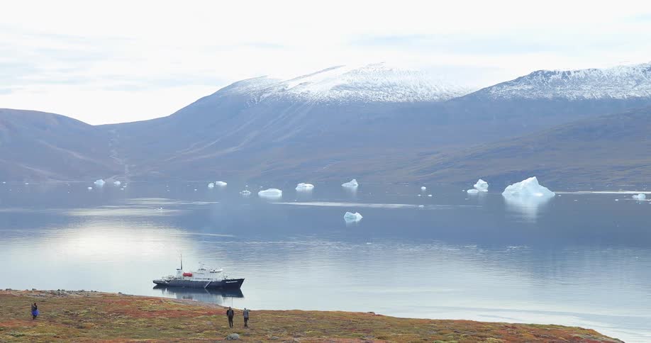A boat drifting in the arctic ocean