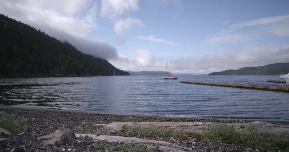 A lovely view of a lake located between two mountain ranges