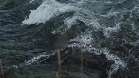 Rapidly flowing water making a crest